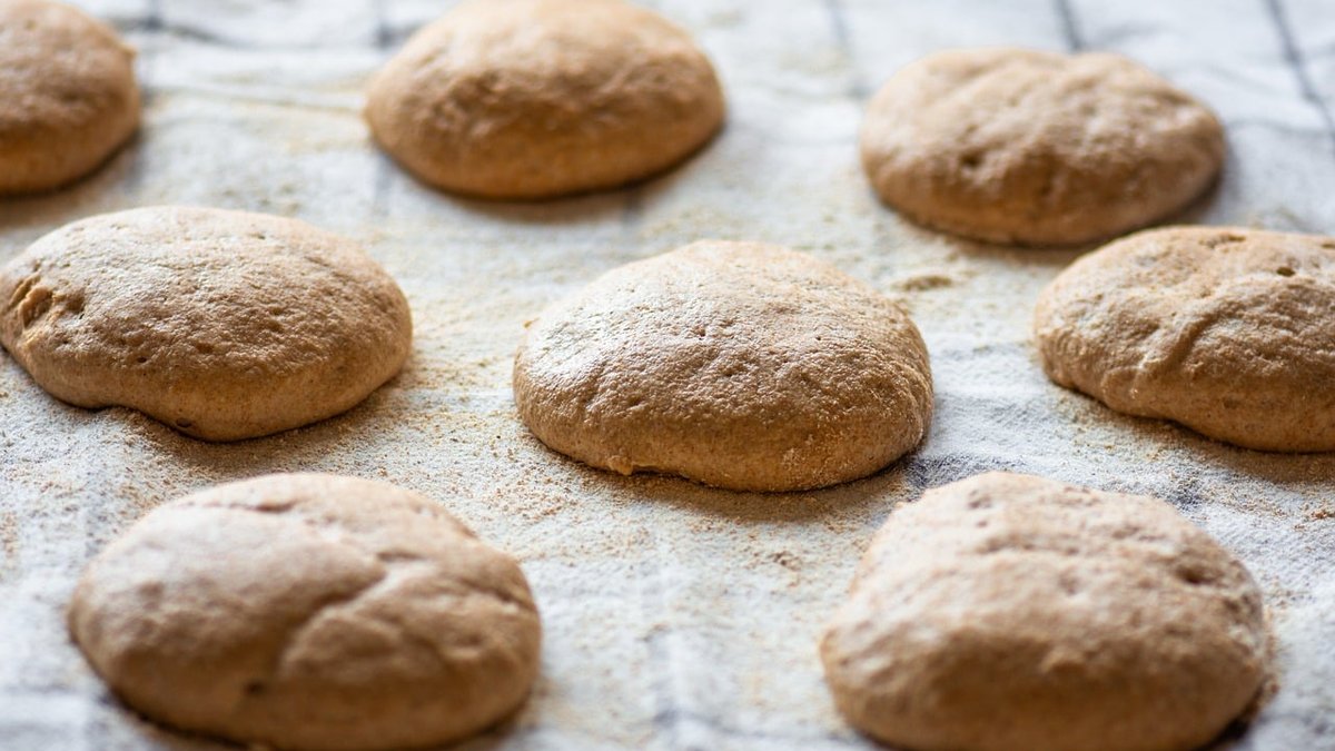 How to Start a Sourdough Starter from Scratch